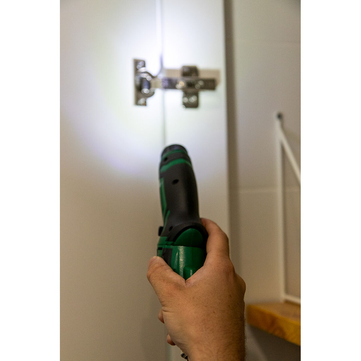 Elektrische schroevendraaier Koma Tools 3,6 V Omkeerbaar